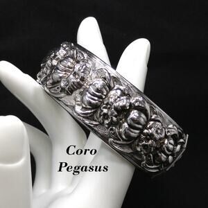 Coro Pegasus Wide Hinged Bracelet, Silver Floral Embossed, 1950s Vintage Jewelry